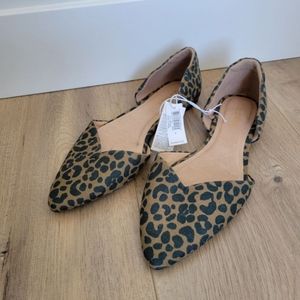Leopard print flats size 6